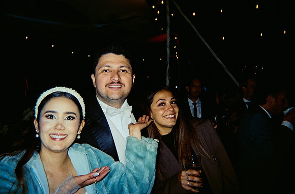 23 Mariana Vargas - Fujifilm 400 por Arca Film Lab (Mayo 2025) - Rollo 1056