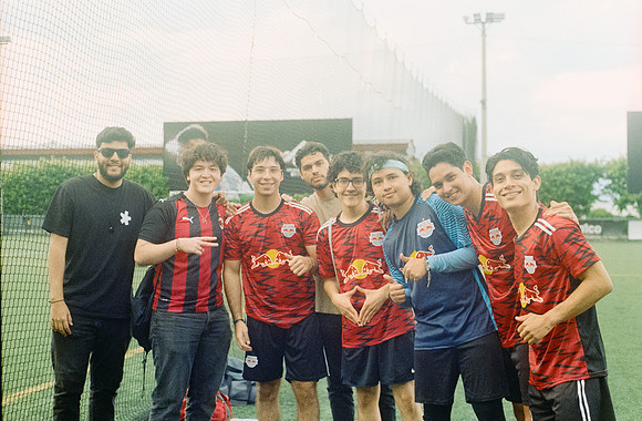 18 Edgardo Laguardia - Kodak Gold 200 por Arca Film Lab (Marzo 2025) - Rollo 0809