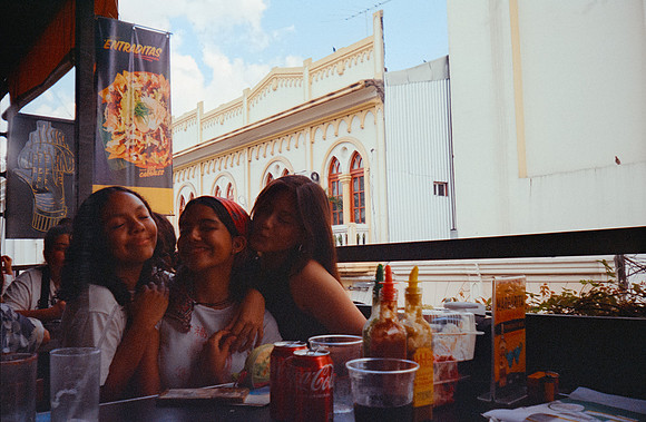 34 Daniela Saavedra - Fujifilm 400 - Arca Film Lab (Septiembre 2024) - Rollo 0340