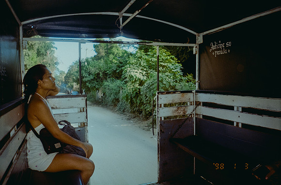 08 Sara Ortega - Kodacolor 200 por Arca Film Lab (Enero 2025) - Rollo 0560