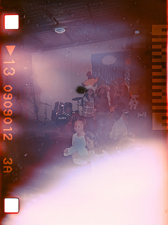 13 Todd Morales - Kodak Advantix 400 por Arca Film Lab (Agosto 2024) - Rollo 0252