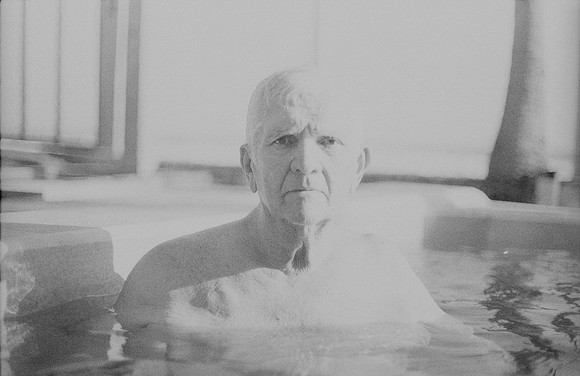 34 Carlos Siri - Ilford HP5+ 400 por Arca Film Lab (Mayo 2025) - Rollo 1007
