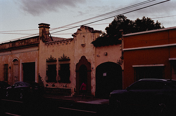 18 Alexander Daum - Fujifilm 200 por Arca Film Lab (Diciembre 2024) - Rollo 0559