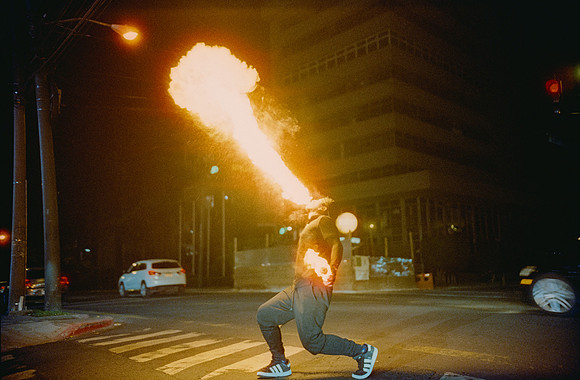 14 Elliot Morales - Cinestill 800T por Arca Film Lab (Junio 2025) - Rollo 1154