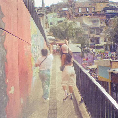 26 Luis González - Fujifilm 400 por Arca Film Lab (Febrero 2025) - Rollo 0747