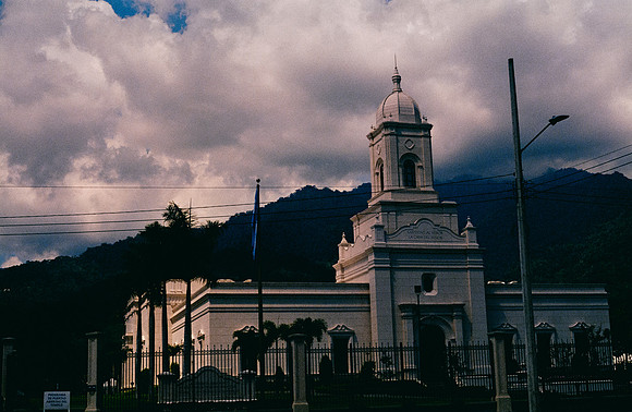 11 Marco Arriola - Fujifilm 200 por Arca Film Lab (Mayo 2025) - Rollo 1086