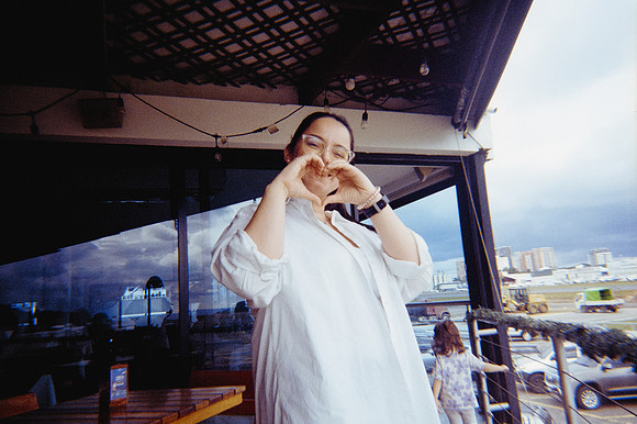 21 Sarah Chinchilla - Kodak Gold 200 por Arca Film Lab (Diciembre 2024) - Rollo 0522