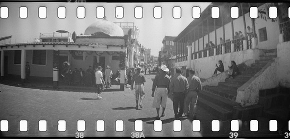 05 Ronald Ottoniel - Kentmere Pan 400 por Arca Film Lab (Abril 2025) - Rollo 0979