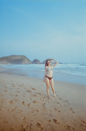 03 Sara Ortega - Kodacolor 200 por Arca Film Lab (Enero 2025) - Rollo 0560