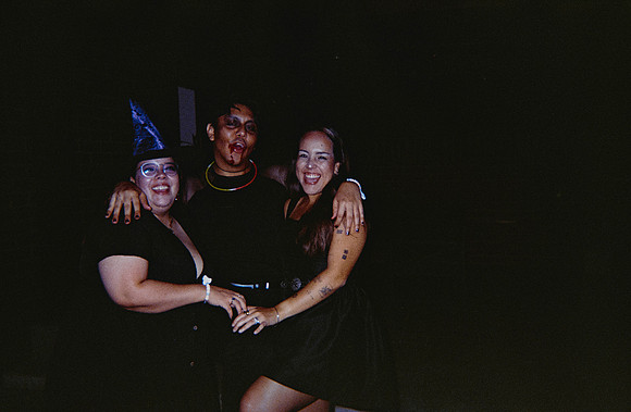 14 Adriana González - Fujifilm 400 por Arca Film Lab (Mayo 2025) - Rollo 1020