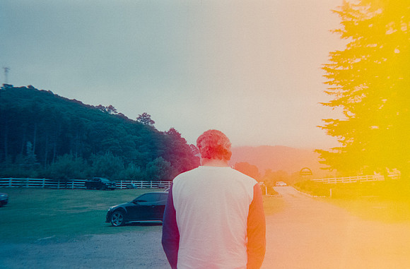 28 Kamilah Ruíz - Cinestill 800T por Arca Film Lab (Agosto 2024) - Rollo 0251