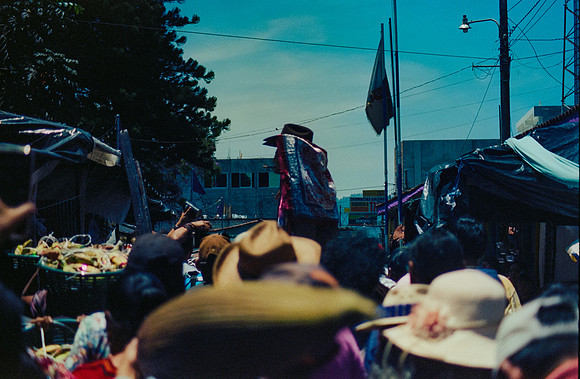 20 Ronald Ottoniel - Cinestill 800T por Arca Film Lab (Abril 2025) - Rollo 0976