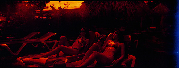 02 Ovald - Lomography Redscale por Arca Film Lab (Junio 2025) - Rollo 1140