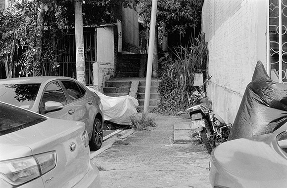 13 Gerardo Recinos - Fomapan 400 por Arca Film Lab (Noviembre 2024) - Rollo 0487