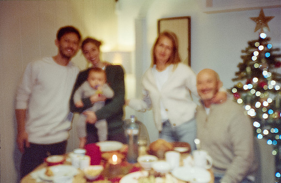 19 Rafael Peyré - Cinestill 400D por Arca Film Lab (Diciembre 2024) - Rollo 0553