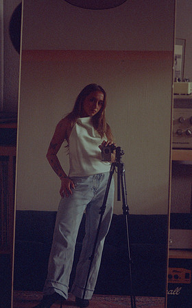 33 Vivian Kotouch - Lomography 400 por Arca Film Lab (Octubre 2024) - Rollo 0417