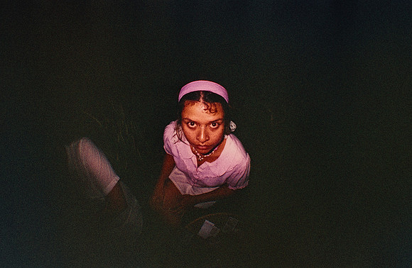 29 Natalia Mendoza - Harman Phoenix 200 por Arca Film Lab (Abril 2025) - Rollo 0929