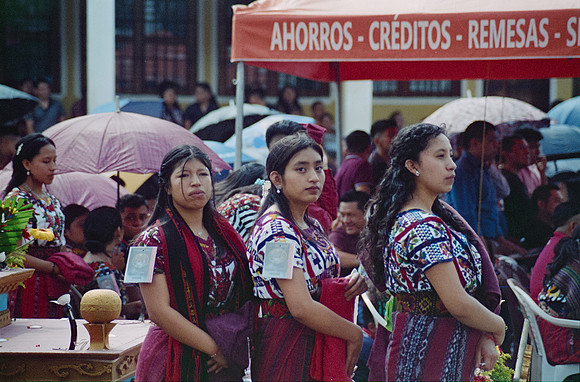 09 Ronald Ottoniel - Cinestill 400D por Arca Film Lab (Abril 2025) - Rollo 0974