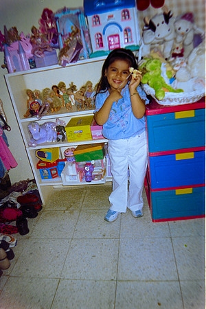 13 Mercedes Pérez - Konica Centuria Super 400 por Arca Film Lab (Junio 2024) - Rollo 0107