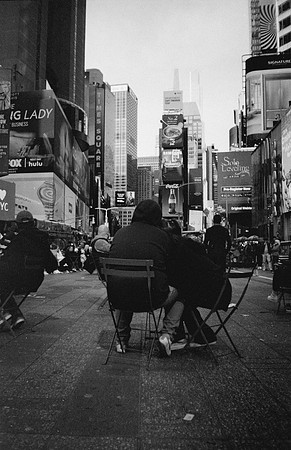 15 Desirée Argueta - Fujifilm Acros 100 por Arca Film Lab (Enero 2025) - Rollo 0571