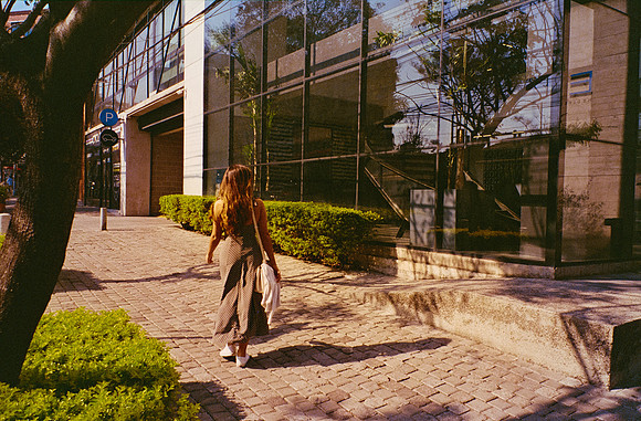 26 Ernesto Ábrego - Kodak Ultramax 400 por Arca Film Lab (Mayo 2025) - Rollo 1081