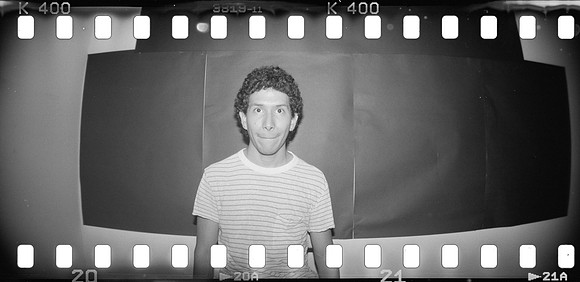 10 Mauricio Salguero - Kentmere Pan 400 por Arca Film Lab (Junio 2025) - Rollo 1128