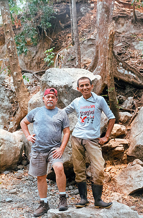 12 Jose Gabriel Gatica - Kodak Gold 200 - Arca Film Lab (Junio 2024) - Rollo 0117
