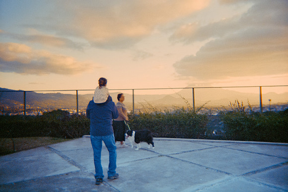 19 Sarah Chinchilla - Kodak Gold 200 por Arca Film Lab (Enero 2025) - Rollo 0648