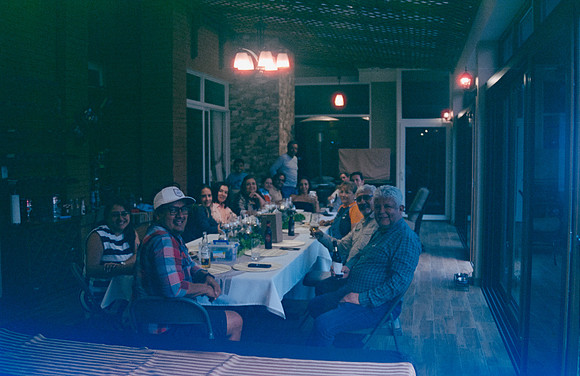 34 Jorge Mena - Cinestill 400D por Arca Film Lab (Mayo 2025) - Rollo 1039