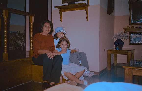 32 Caleb Rodríguez - Kodak Gold 100 por Arca Film Lab (Enero 2025) - Rollo 0583