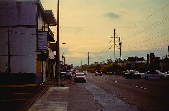 02 Emerson Quintanilla - Fujifilm 200 por Arca Film Lab (Abril 2025) - Rollo 0907